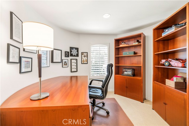 Image 38 of 51 For 25091 Blue Ridge Way