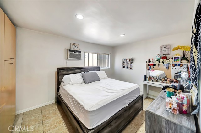 Detail Gallery Image 7 of 13 For 6735 Elmer #18,  North Hollywood,  CA 91606 - 2 Beds | 1 Baths