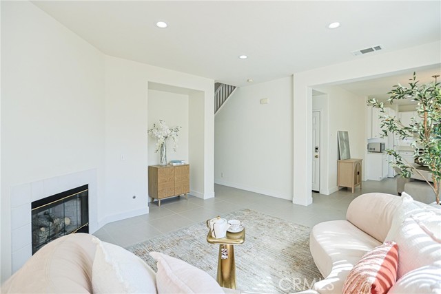 Detail Gallery Image 14 of 49 For 12892 Abbey Rd, Garden Grove,  CA 92843 - 4 Beds | 2/1 Baths