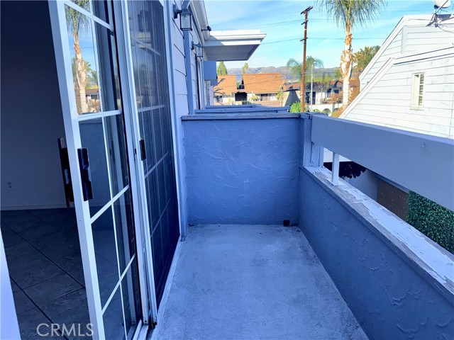 Detail Gallery Image 2 of 36 For 20930 Parthenia St #216,  Canoga Park,  CA 91304 - 1 Beds | 1 Baths
