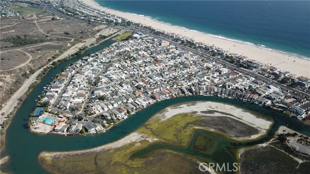 412 Colton Street, Newport Beach CA: https://media.crmls.org/medias/d2901170-84aa-486c-a879-64b0b1ae37a6.jpg