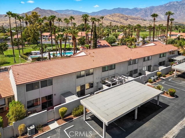 6054 Montecito Drive, Palm Springs CA: https://media.crmls.org/medias/d290a915-44a1-4dc2-9dea-ae98ba2cd59a.jpg