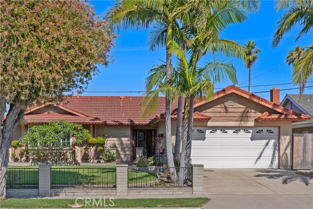 14922 Sabre Ln, Huntington Beach, CA 92647