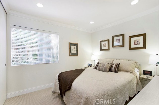 18 Eagle, Irvine CA: https://media.crmls.org/medias/d2918470-9c26-4ebf-8663-cdef7847537b.jpg