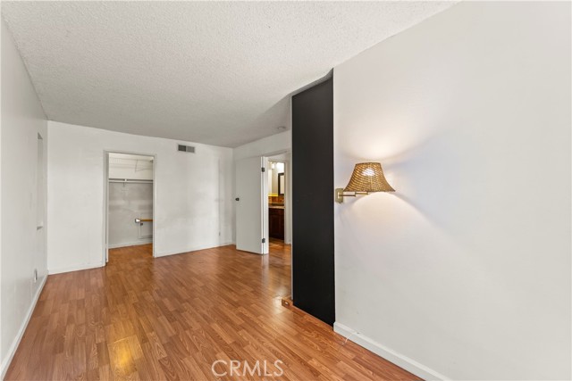 Detail Gallery Image 10 of 34 For 1735 Mountain Terrace Ln, Montebello,  CA 90640 - 4 Beds | 2/1 Baths