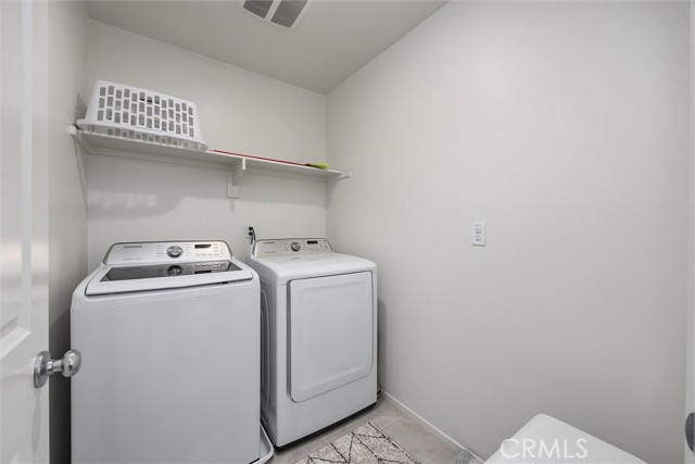 Detail Gallery Image 27 of 34 For 11115 Guaranda Pl, Bakersfield,  CA 93306 - 5 Beds | 3 Baths