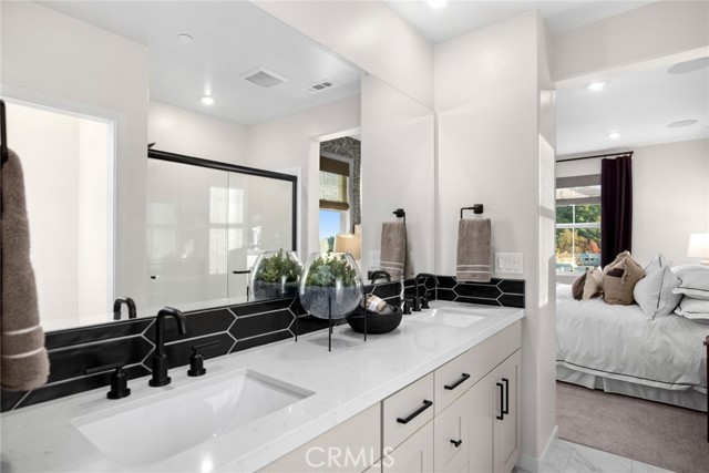 Detail Gallery Image 8 of 18 For 733 E. Route 66, Glendora,  CA 91740 - 2 Beds | 2/1 Baths