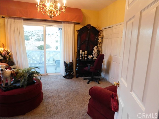 Detail Gallery Image 9 of 16 For 8934 Japatul Rd, Apple Valley,  CA 92308 - 2 Beds | 2/1 Baths