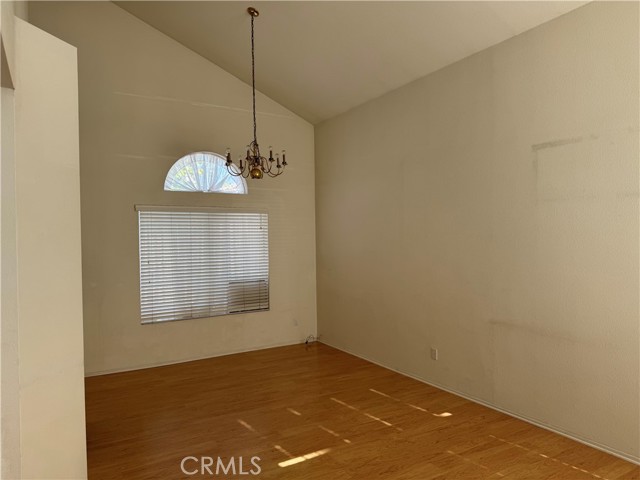 Detail Gallery Image 9 of 26 For 3133 Viana, Palmdale,  CA 93550 - 4 Beds | 3 Baths