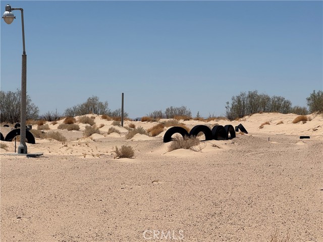 Detail Gallery Image 3 of 16 For 36073 Ramona Rd, Newberry Springs,  CA 92365 - – Beds | – Baths