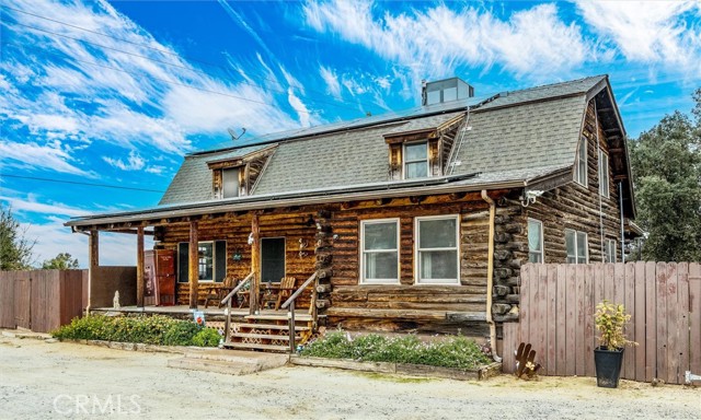 Detail Gallery Image 2 of 56 For 37740 Mary, Murrieta,  CA 92563 - 3 Beds | 2 Baths