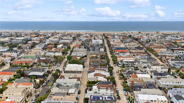 Detail Gallery Image 22 of 24 For 500 3rd, Manhattan Beach,  CA 90266 - 4 Beds | 5/2 Baths