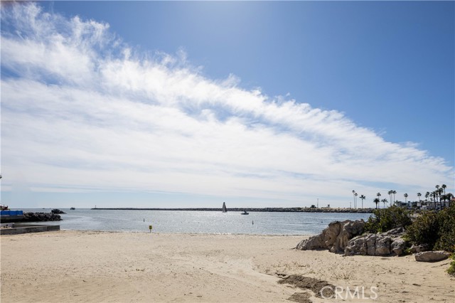Detail Gallery Image 32 of 40 For 2618 Cove St, Corona Del Mar,  CA 92625 - 3 Beds | 3/1 Baths