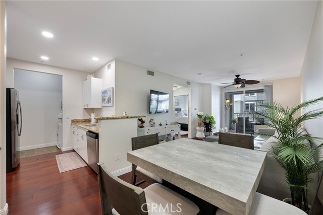 Detail Gallery Image 9 of 27 For 1801 E Katella #2029,  Anaheim,  CA 92805 - 1 Beds | 1 Baths