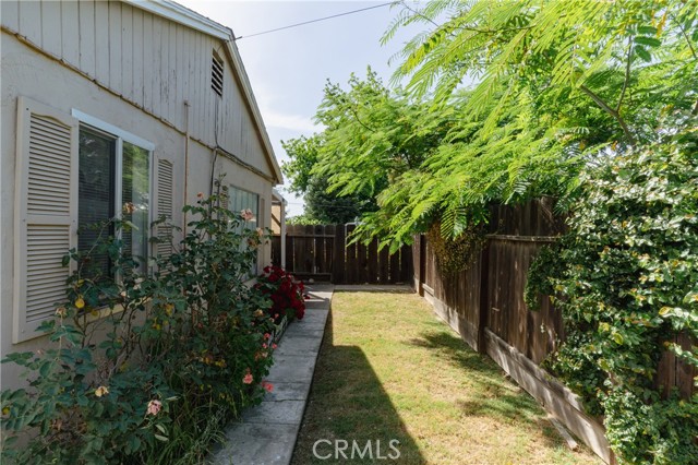 Detail Gallery Image 65 of 66 For 1070 E 23rd St, Merced,  CA 95340 - 3 Beds | 2 Baths