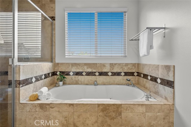 2016 Robinson Street, Redondo Beach CA: https://media.crmls.org/medias/d2975271-d215-40c3-8901-747480380ee4.jpg