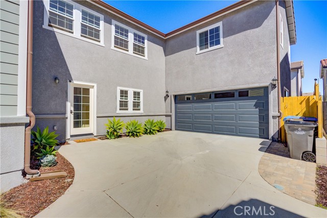 Detail Gallery Image 2 of 37 For 213 Scarlett Cir, Nipomo,  CA 93444 - 5 Beds | 3 Baths