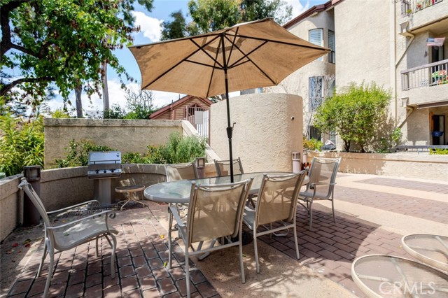 Detail Gallery Image 30 of 31 For 236 N Louise St #104,  Glendale,  CA 91206 - 2 Beds | 2 Baths