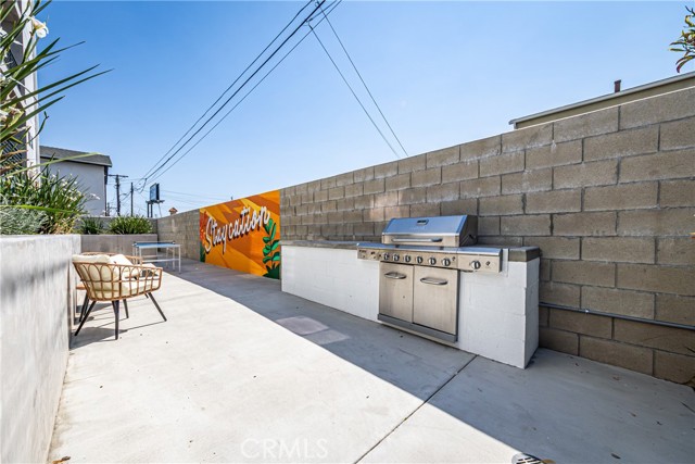 Detail Gallery Image 7 of 40 For 6025 Craner Ave #401,  North Hollywood,  CA 91606 - 4 Beds | 4/1 Baths