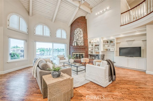 Detail Gallery Image 18 of 50 For 529 E Chesapeake Cir, Fresno,  CA 93730 - 4 Beds | 3/1 Baths