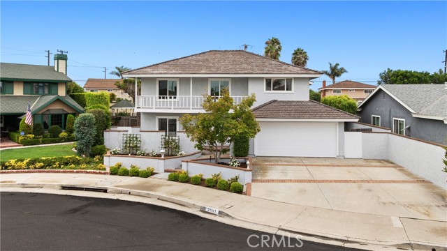 Detail Gallery Image 43 of 52 For 21941 Oceanview Ln, Huntington Beach,  CA 92646 - 4 Beds | 2/1 Baths