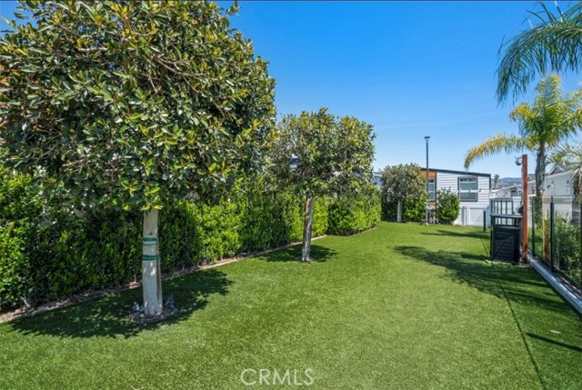 8250 Lankershim Boulevard, Space 45 photo 28