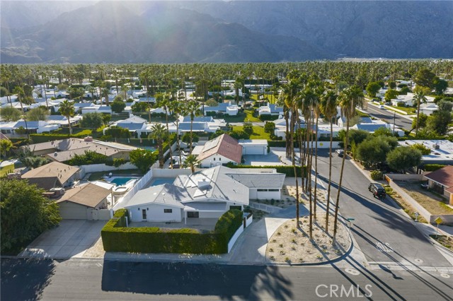 1975 E Mark Leslie, Palm Springs, CA 92264