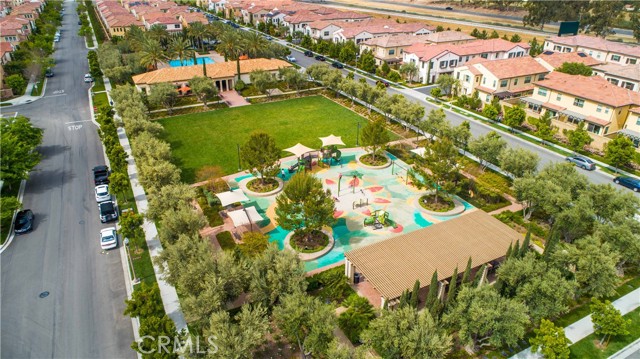 Detail Gallery Image 45 of 70 For 125 Island Coral, Irvine,  CA 92620 - 3 Beds | 2/1 Baths