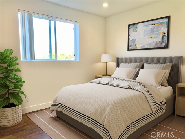 Detail Gallery Image 4 of 39 For 7327 Kester Ave #6,  Van Nuys,  CA 91405 - 4 Beds | 3/1 Baths