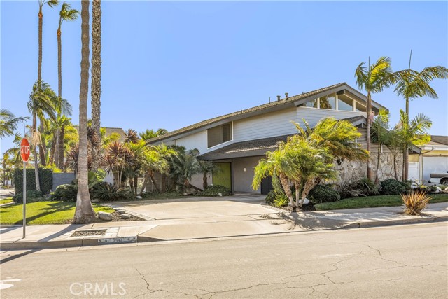 Detail Gallery Image 1 of 1 For 3942 Finisterre Dr, Huntington Beach,  CA 92649 - 3 Beds | 2/1 Baths