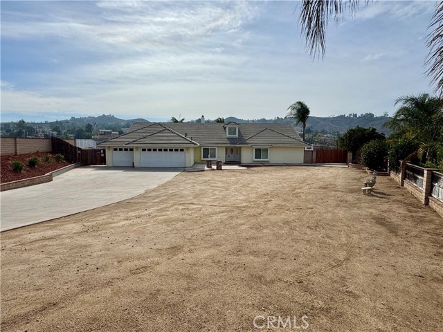 Detail Gallery Image 3 of 42 For 15605 Terraceview Ct, Riverside,  CA 92504 - 4 Beds | 3 Baths