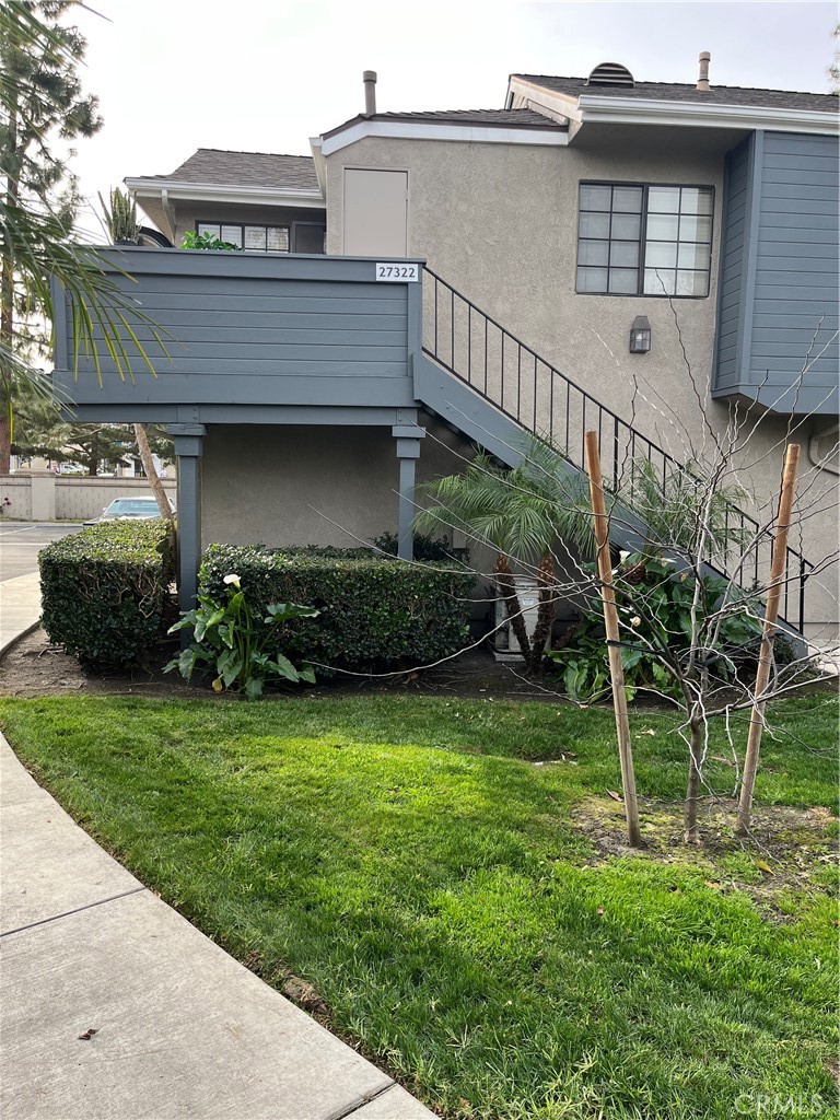 27322 Avenida De La Plata