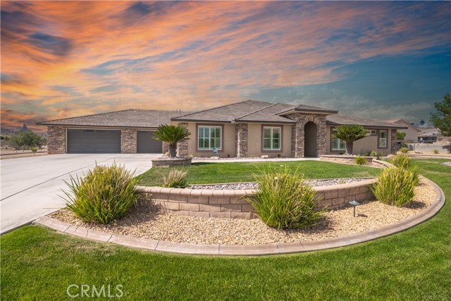 Image 2 for 19464 Lodema Rd, Apple Valley, CA 92307