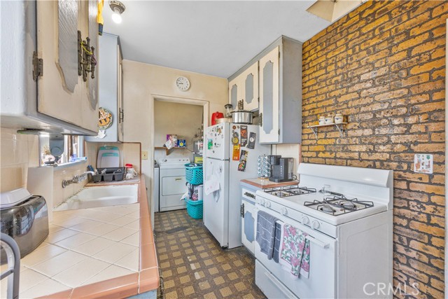 Detail Gallery Image 12 of 12 For 4811 La Rica Ave, Baldwin Park,  CA 91706 - 2 Beds | 1 Baths