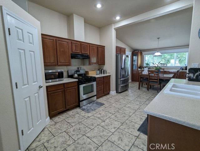 Detail Gallery Image 15 of 45 For 645 Main St, Artois,  CA 95913 - 3 Beds | 2 Baths