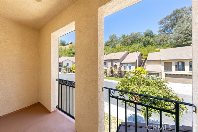 Detail Gallery Image 8 of 49 For 928 Kingsford St, Monterey Park,  CA 91754 - 4 Beds | 4/1 Baths