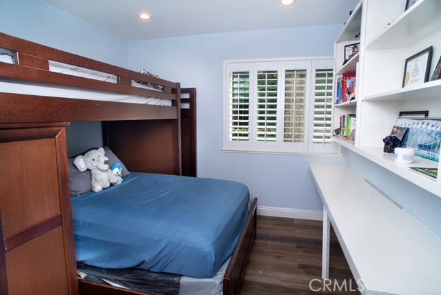 Detail Gallery Image 12 of 20 For 14705 Calla Lily Ct, Canyon Country,  CA 91387 - 3 Beds | 2 Baths