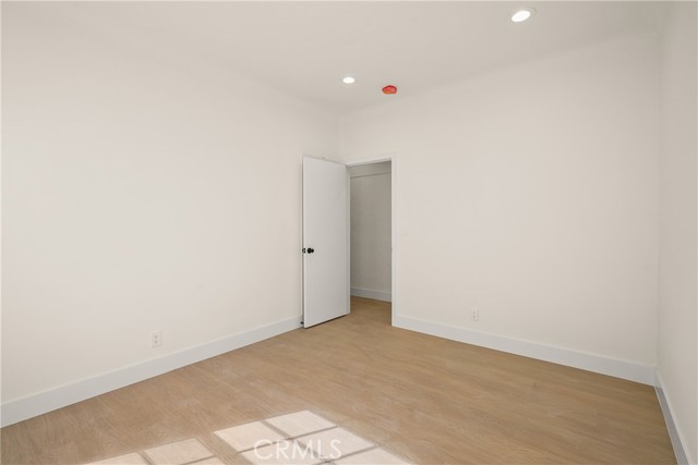 Detail Gallery Image 39 of 56 For 2840 Potomac Ave #1/2,  Los Angeles,  CA 90016 - 2 Beds | 1 Baths