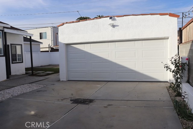 Detail Gallery Image 23 of 75 For 1917 W 74th, Los Angeles,  CA 90047 - 4 Beds | 3 Baths