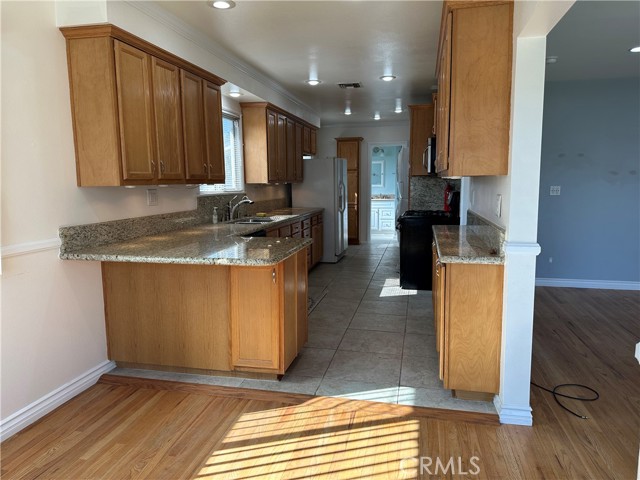 Detail Gallery Image 22 of 23 For 12410 Jerome, Sun Valley,  CA 91352 - 3 Beds | 2 Baths