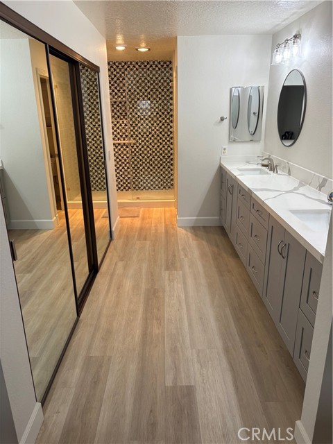 Detail Gallery Image 12 of 14 For 240 Nice Ln #101,  Newport Beach,  CA 92663 - 2 Beds | 2 Baths