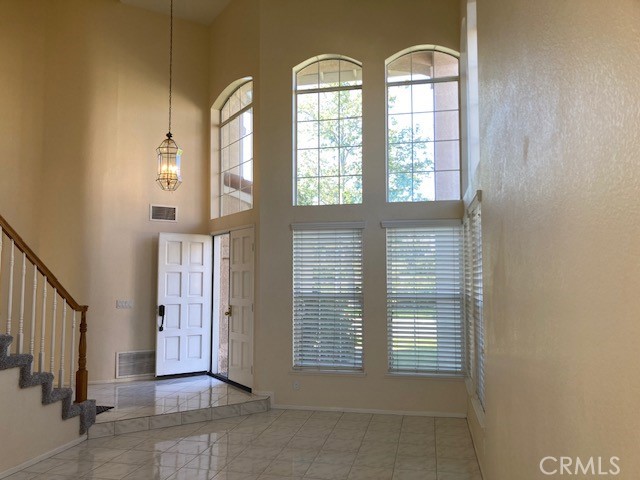 Detail Gallery Image 2 of 19 For 20 Flintstone, Aliso Viejo,  CA 92656 - 4 Beds | 2/1 Baths