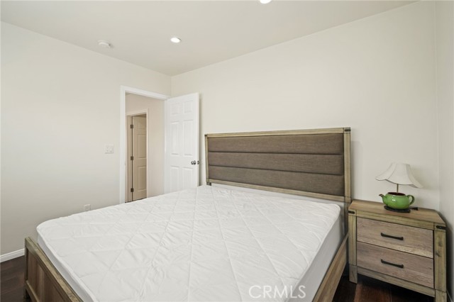 11716 Paso Robles Avenue, Granada Hills CA: https://media.crmls.org/medias/d2a17bce-4c64-4874-a0e9-429e7bea317f.jpg
