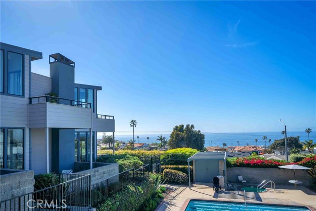 420 Palos Verdes Boulevard, Redondo Beach CA: https://media.crmls.org/medias/d2a1ca2b-33e9-4faa-ac5a-53c641531092.jpg