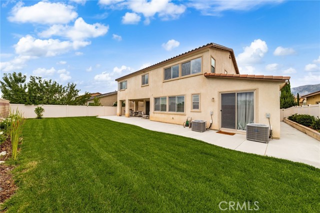 1579 Croton Street, Beaumont CA: https://media.crmls.org/medias/d2a21f8b-aeb6-4464-96b1-8e025c08c55f.jpg