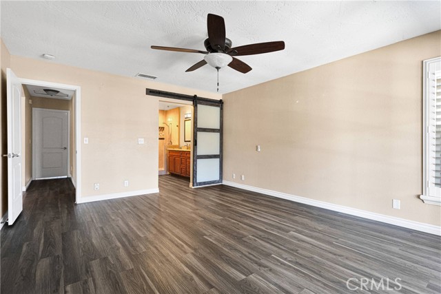 13435 Spring Valley, Victorville CA: https://media.crmls.org/medias/d2a26ef9-e1d0-4992-8873-d773f10e44a8.jpg
