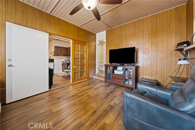 Detail Gallery Image 9 of 29 For 5942 Fidler, Lakewood,  CA 90712 - 4 Beds | 4 Baths