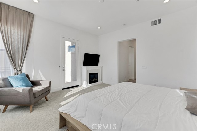 Detail Gallery Image 19 of 53 For 26712 Afton Ln, Valencia,  CA 91381 - 4 Beds | 3/1 Baths