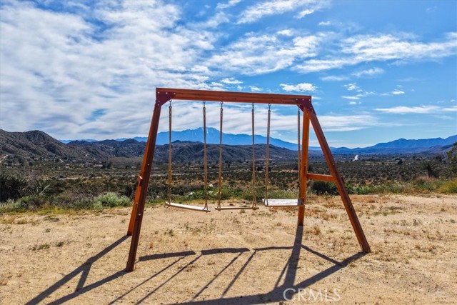 Detail Gallery Image 6 of 75 For 8500 S Samel Rd, Morongo Valley,  CA 92256 - 1 Beds | 1 Baths