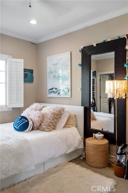 3619 Laurel Avenue, Manhattan Beach, California 90266, 4 Bedrooms Bedrooms, ,4 BathroomsBathrooms,Residential,Sold,Laurel,SB22045934